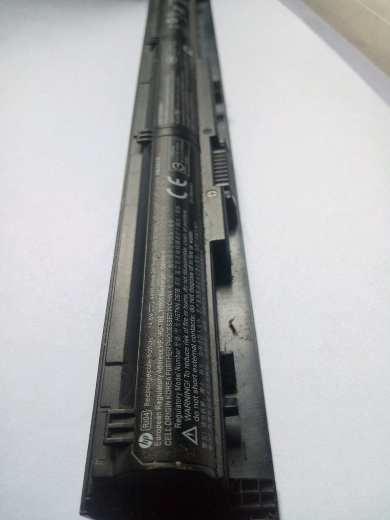 How to Differentiate Between Original and Fake Laptop Batteries